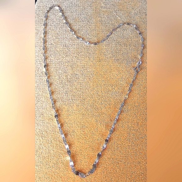 Italian 925 Sterling Silver 2.5mm Chain Necklace 18"(long) - Picture 6 of 8